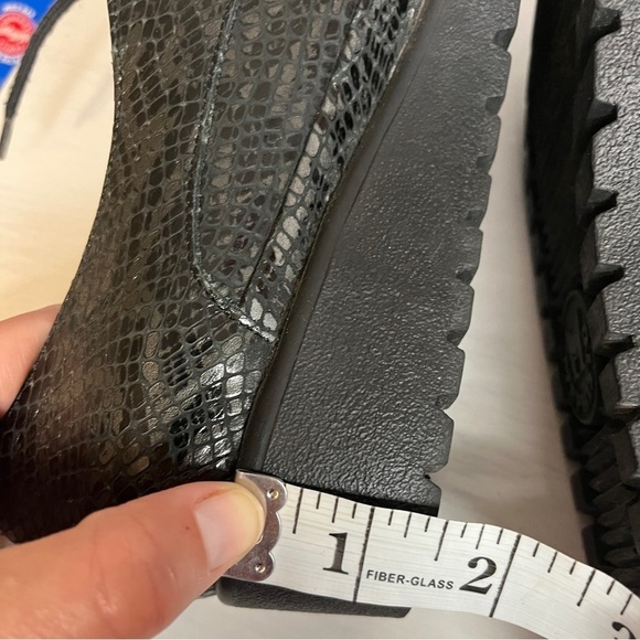 Mephisto Black Lug Sole Platform Loafer - Picture 7 of 8